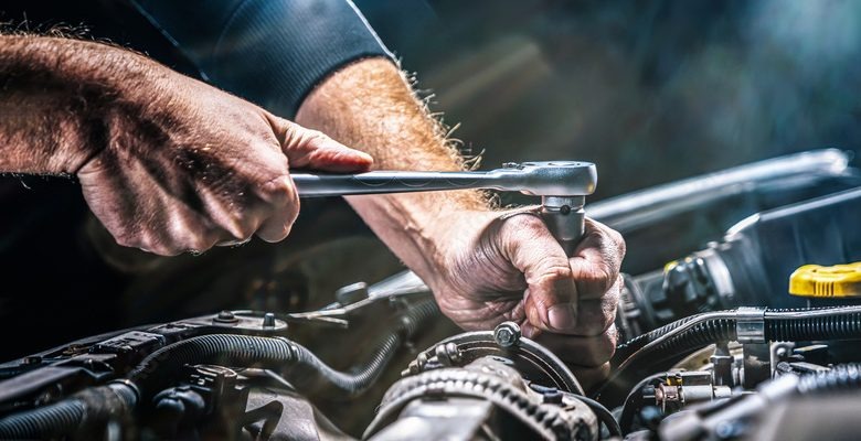 چرا کلینیک تخصصی گیربکس اتوماتیک خودرو غرب در چیتگر تهران را انتخاب کنیم؟